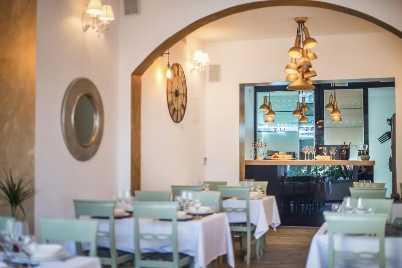 Hotel Boutique Natka Rovinj 4*,